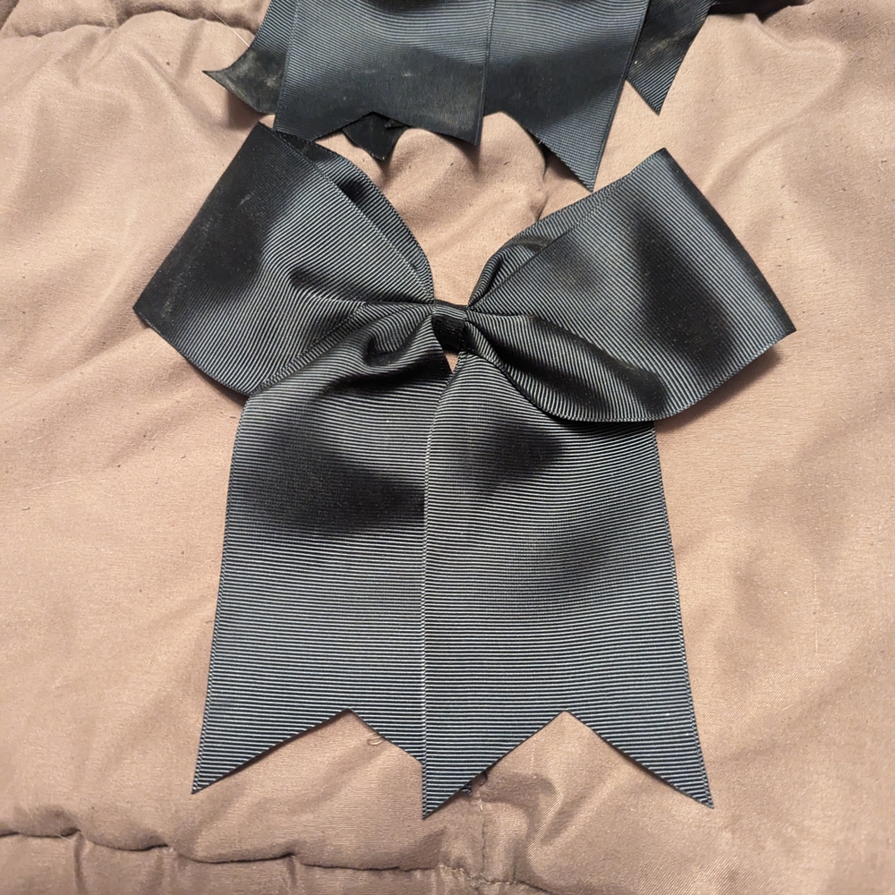Black Bow (4)